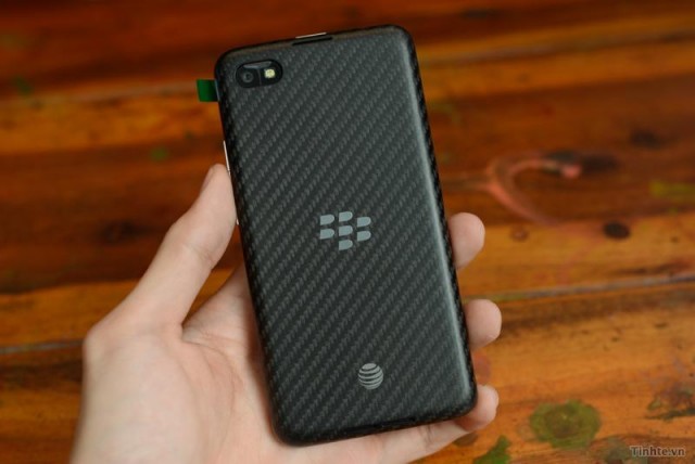 tinhte.vn-blackberry-a10-06