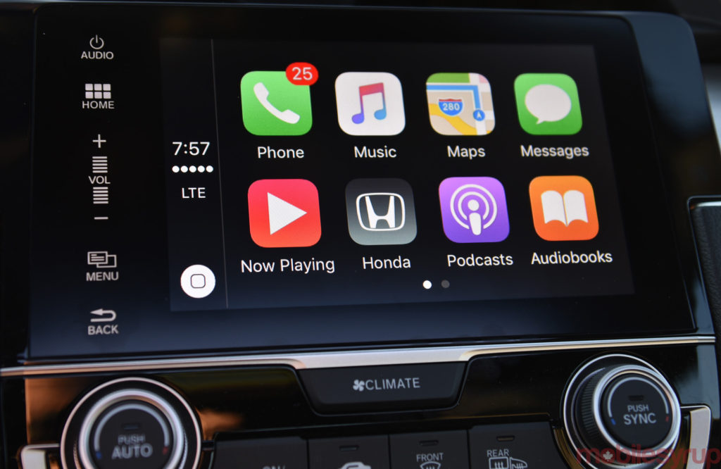 2016 Honda Civic infotainment review CarPlay and Android Auto take