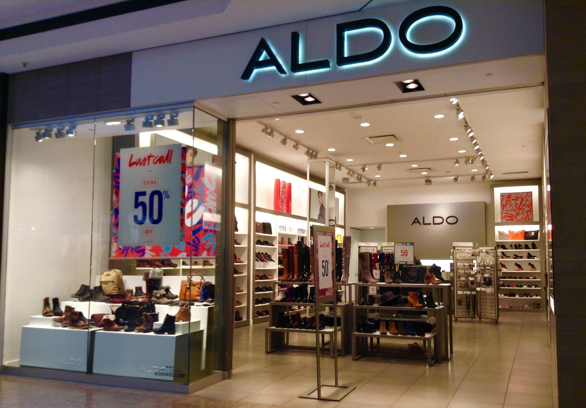 Aldo launches World Trade Centre location designed by Canada's Kinetic ...