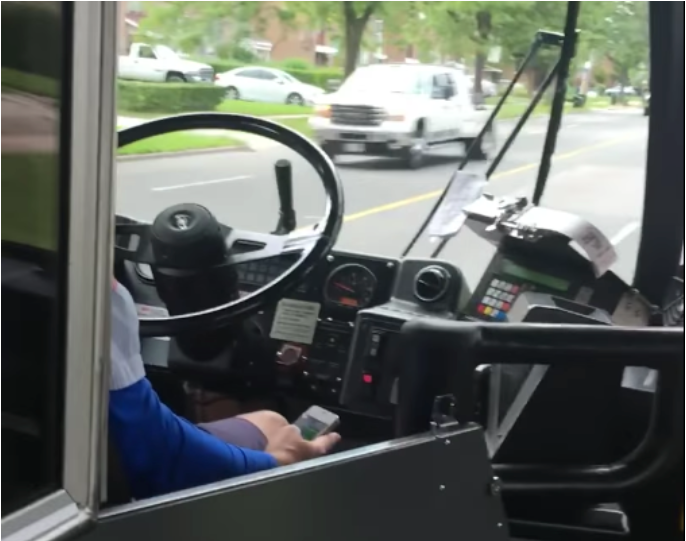 ttc-bus-driver-caught-using-his-smartphone-while-driving-video-mobilesyrup