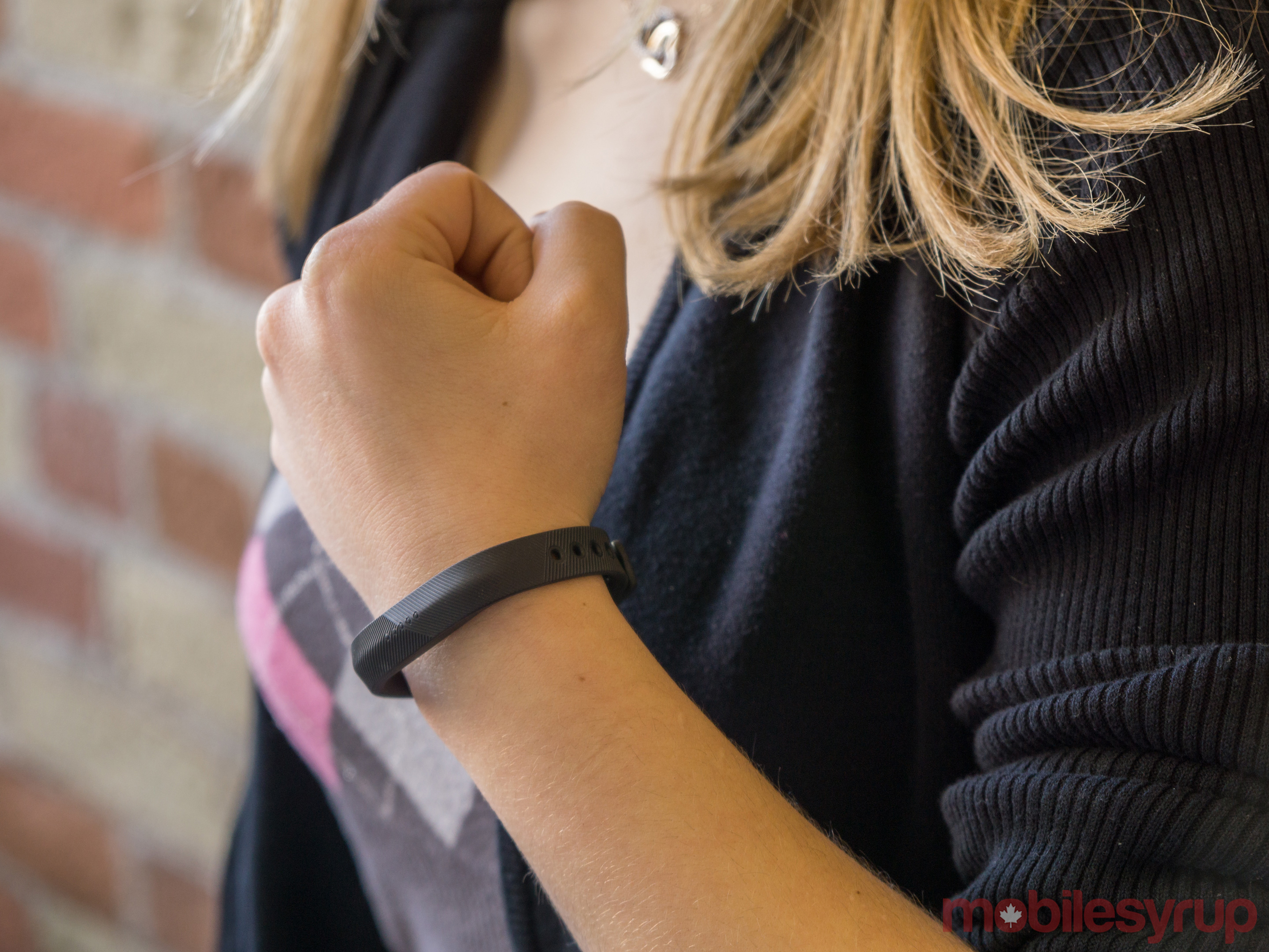 Fitbit Flex review: barebones tracker for the fitness rookie MobileSyrup