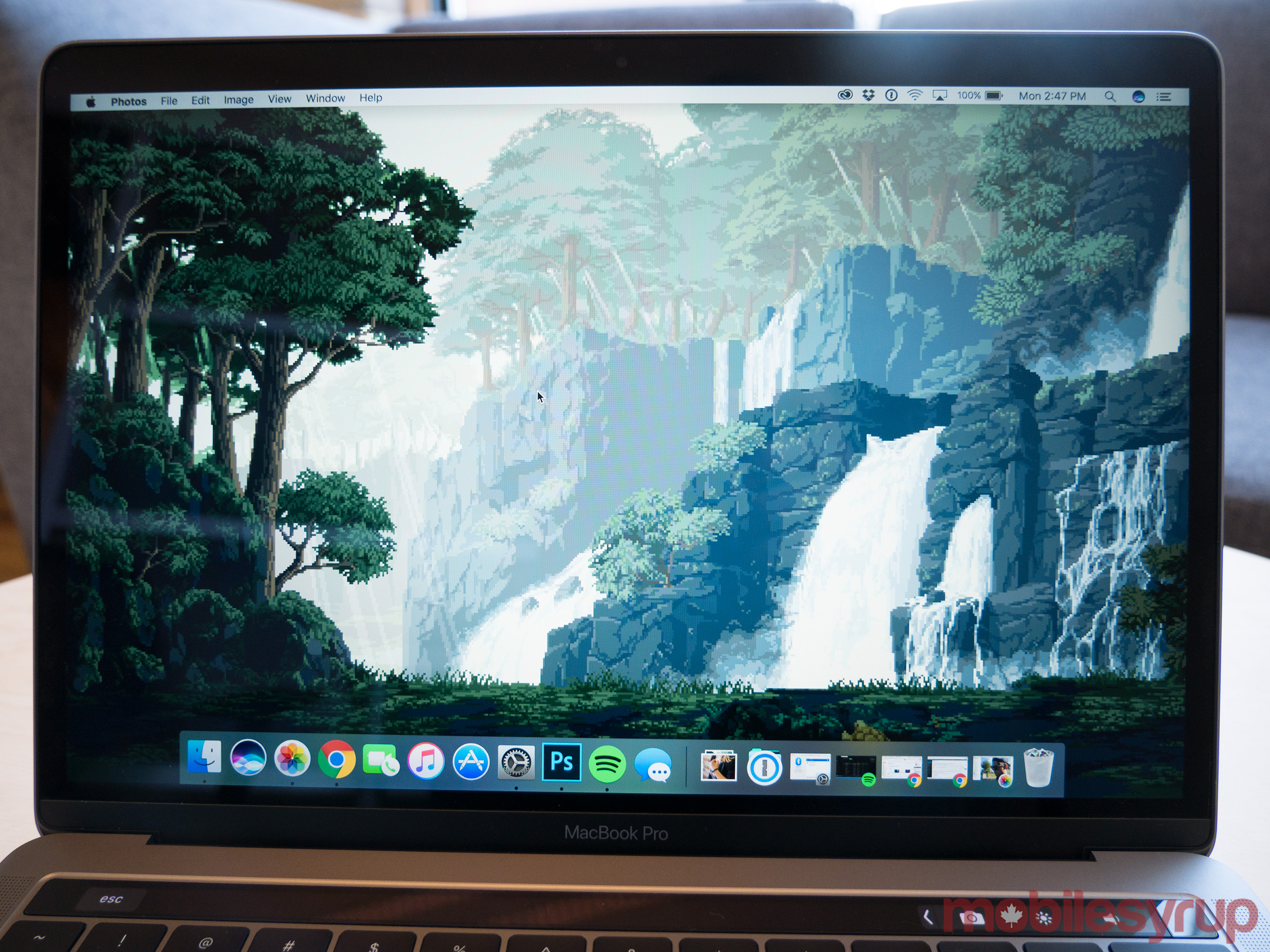 A look at the 2016 13-inch MacBook Pro with Touch Bar [Gallery
