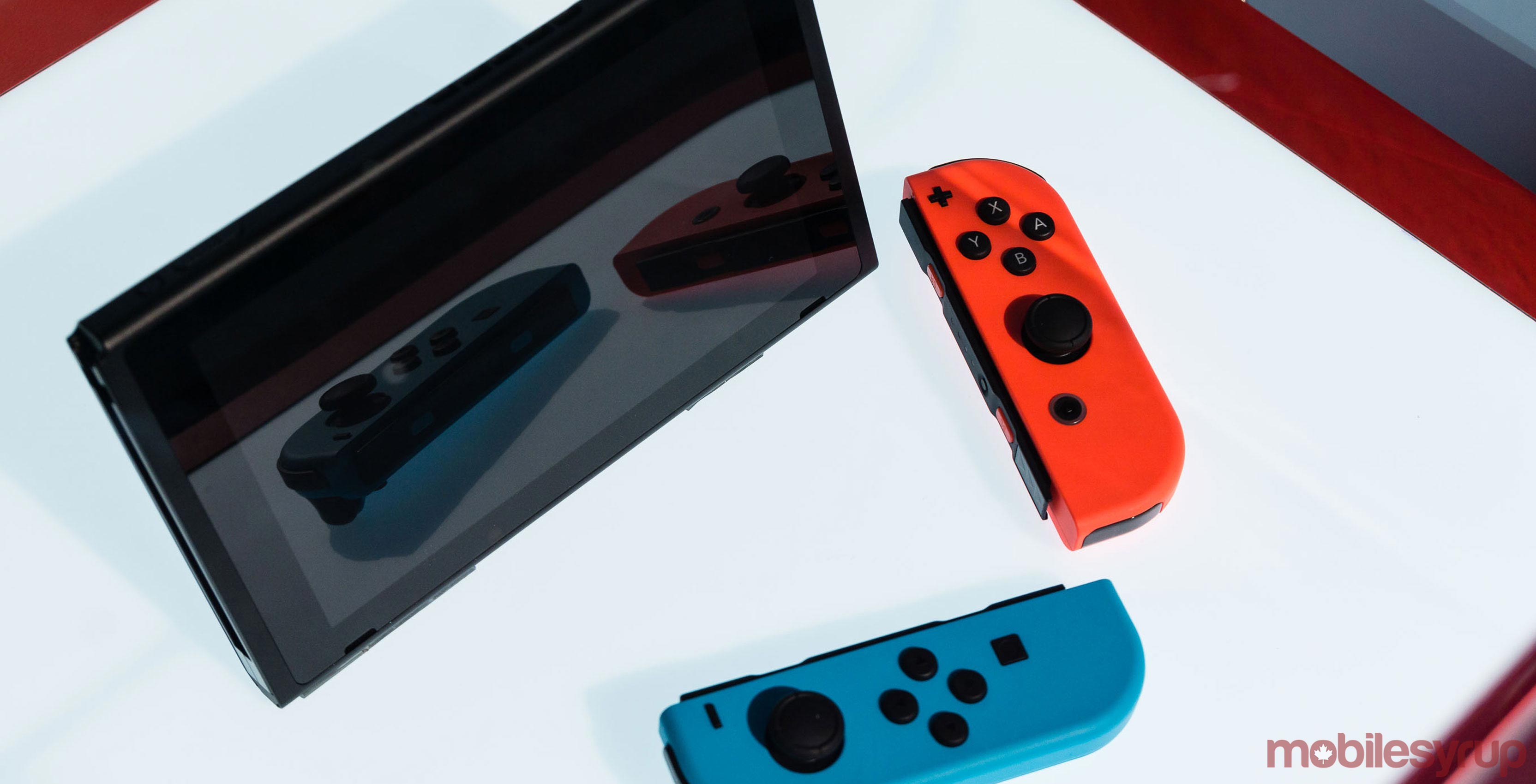 Image of Nintendo Switch and Joy-Con controllers - official Switch unboxing