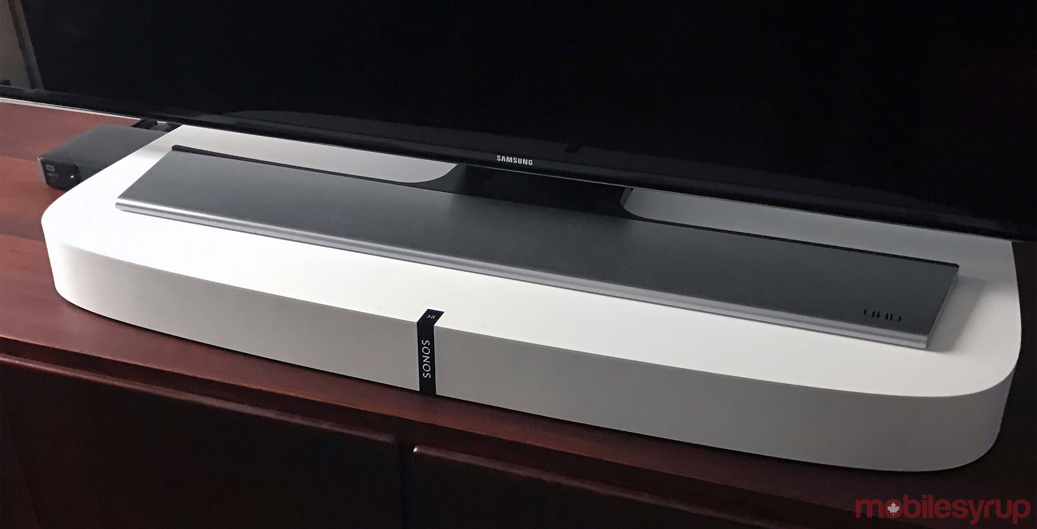 fintælling upassende hold Sonos Playbase hands-on: Boosting audio for your TV
