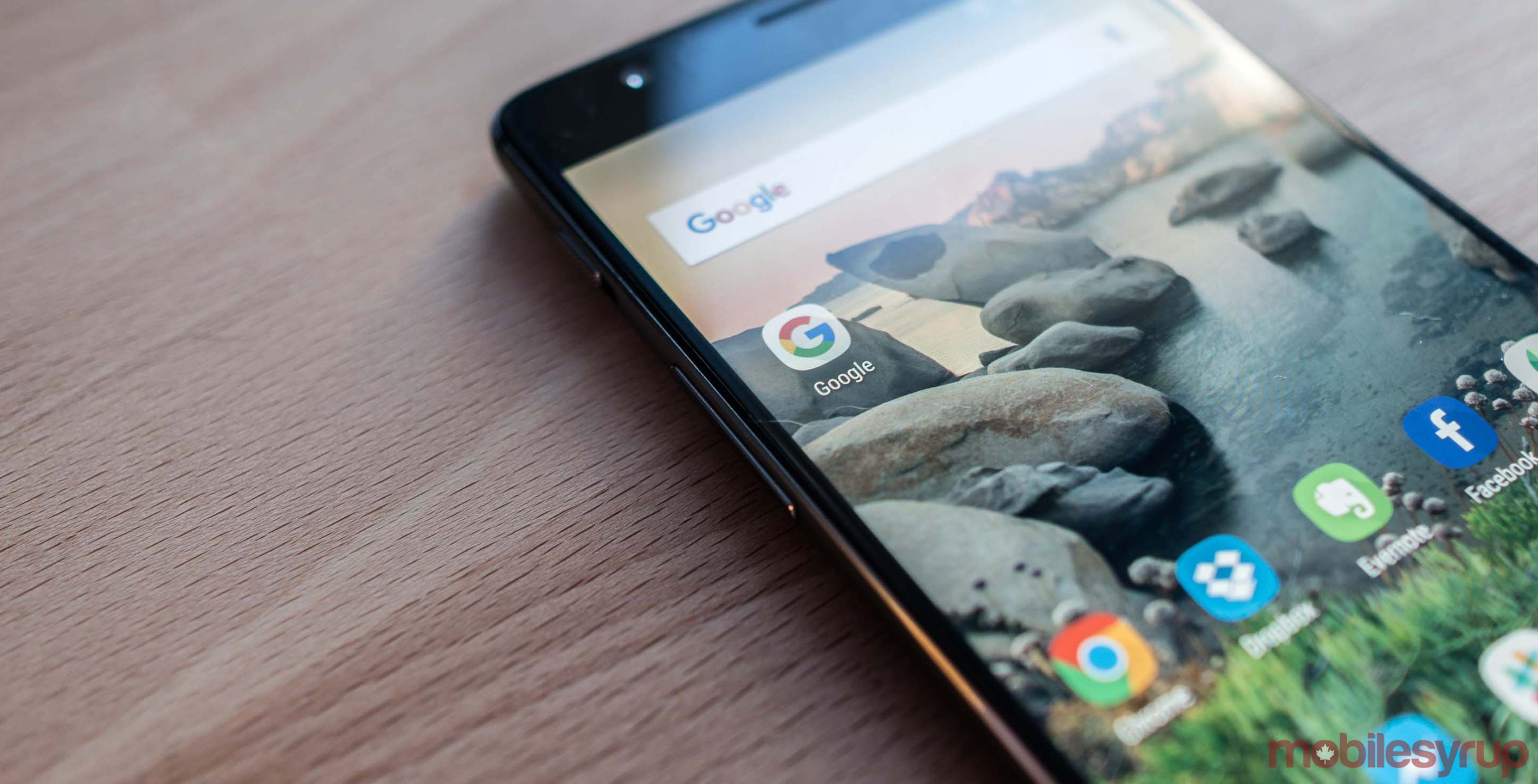 The Google Android Search app icon on OnePlus 3T