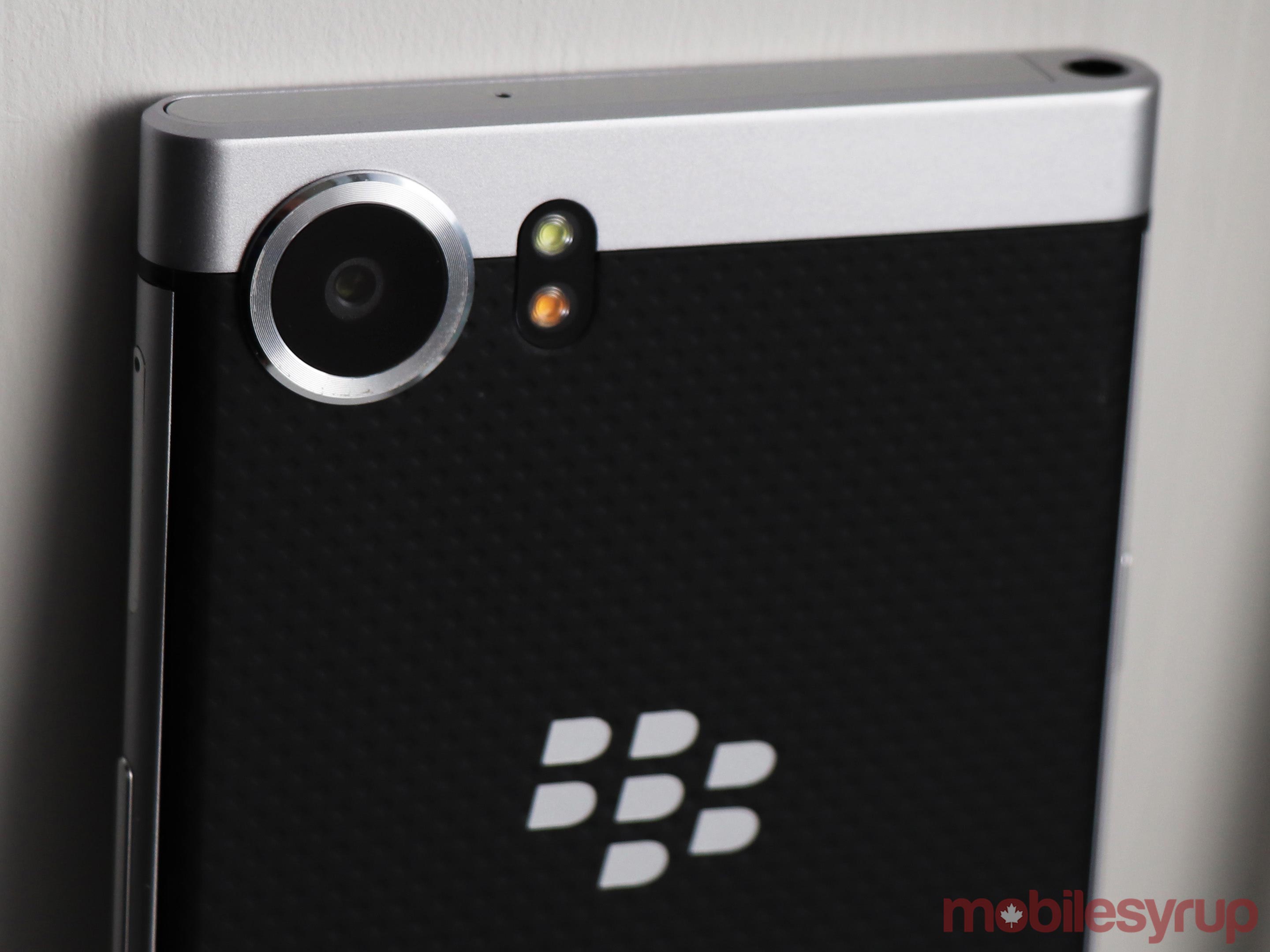 blackberry keyone camera