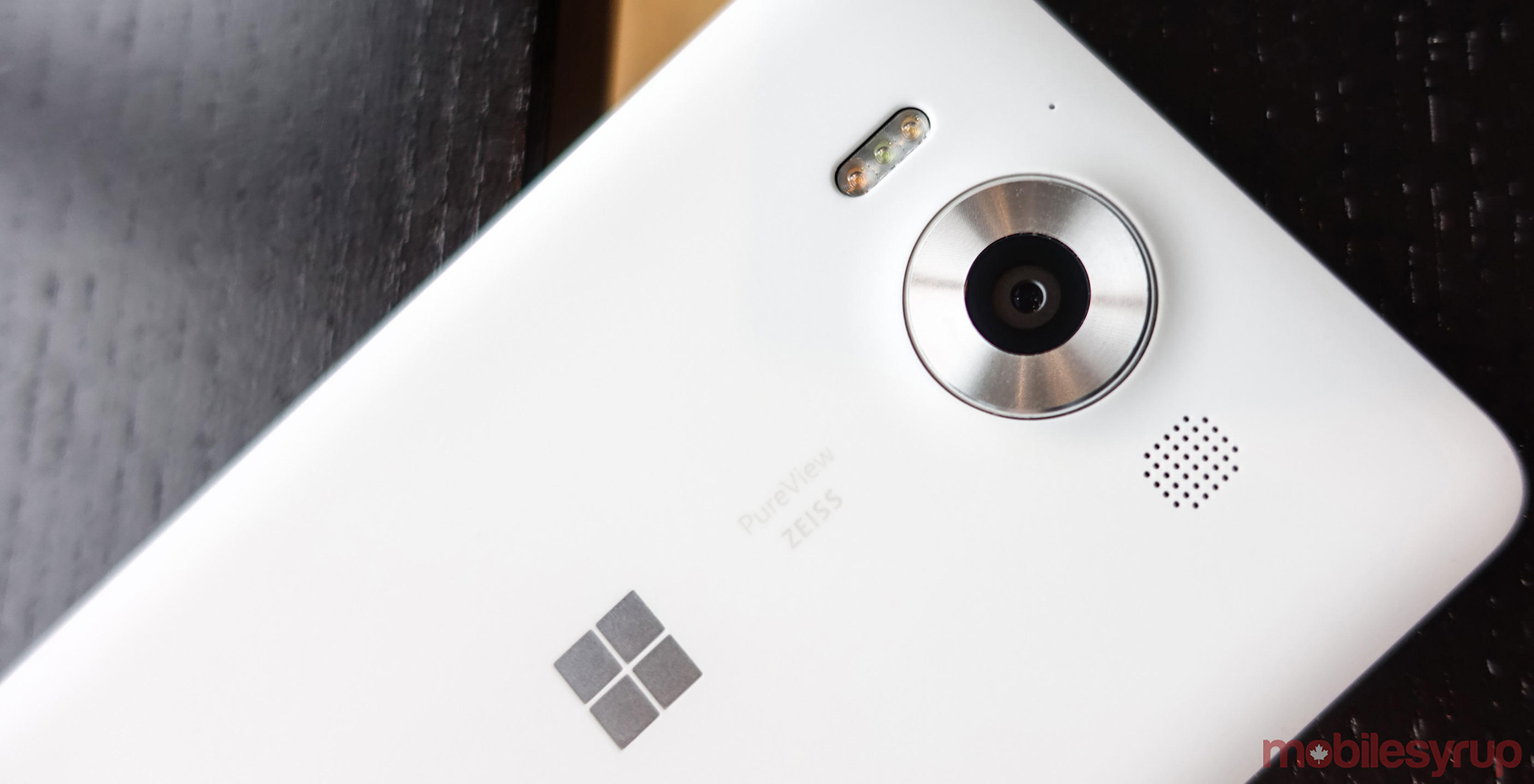 Microsoft Lumia 950 device