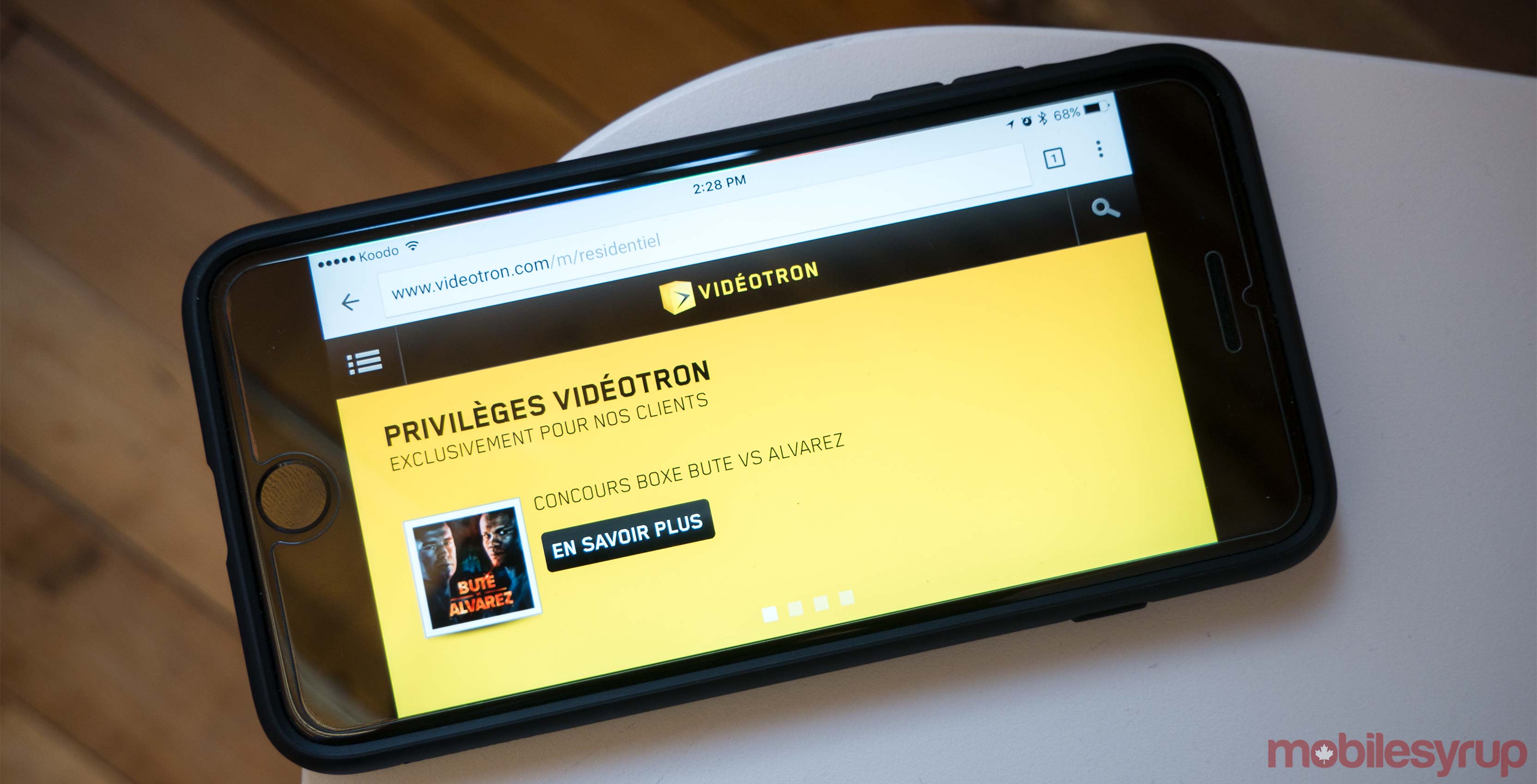 An image showing a Videotron webpage on an iPhone