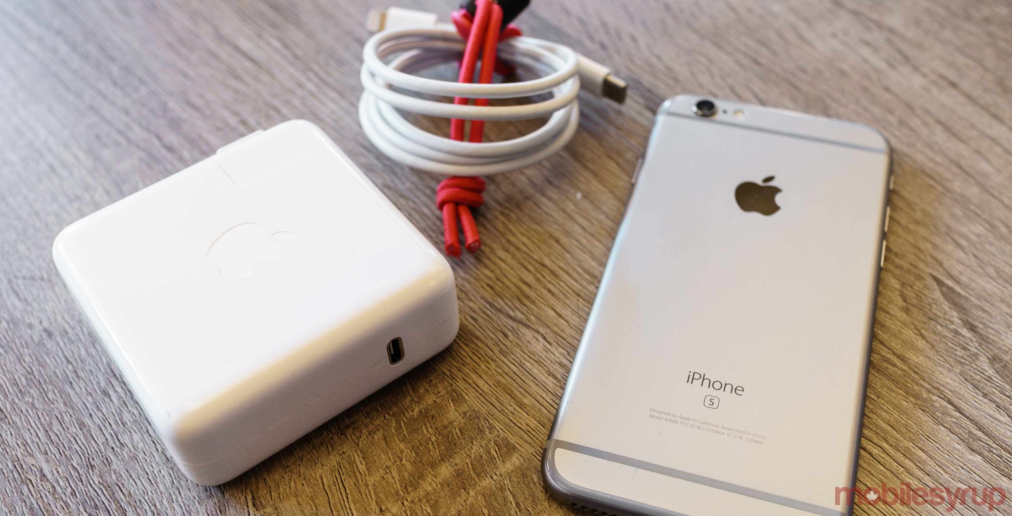 All the components you'll need to fast charge your iPhone 8
