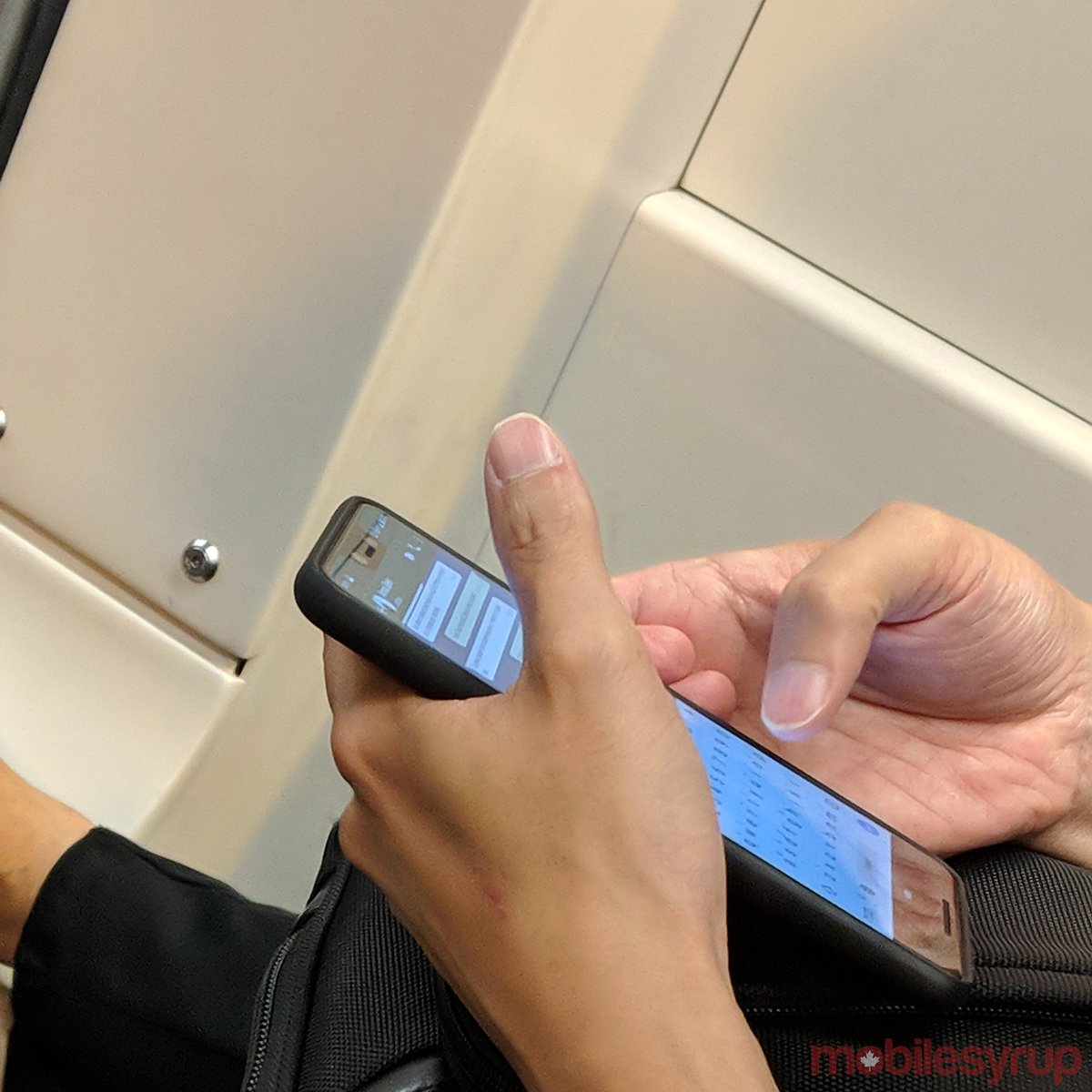 Pixel 3 XL spotted on a streetcar
