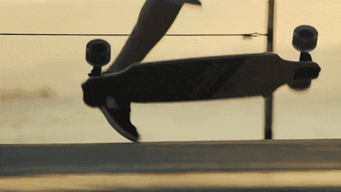 Sail skateboard flip