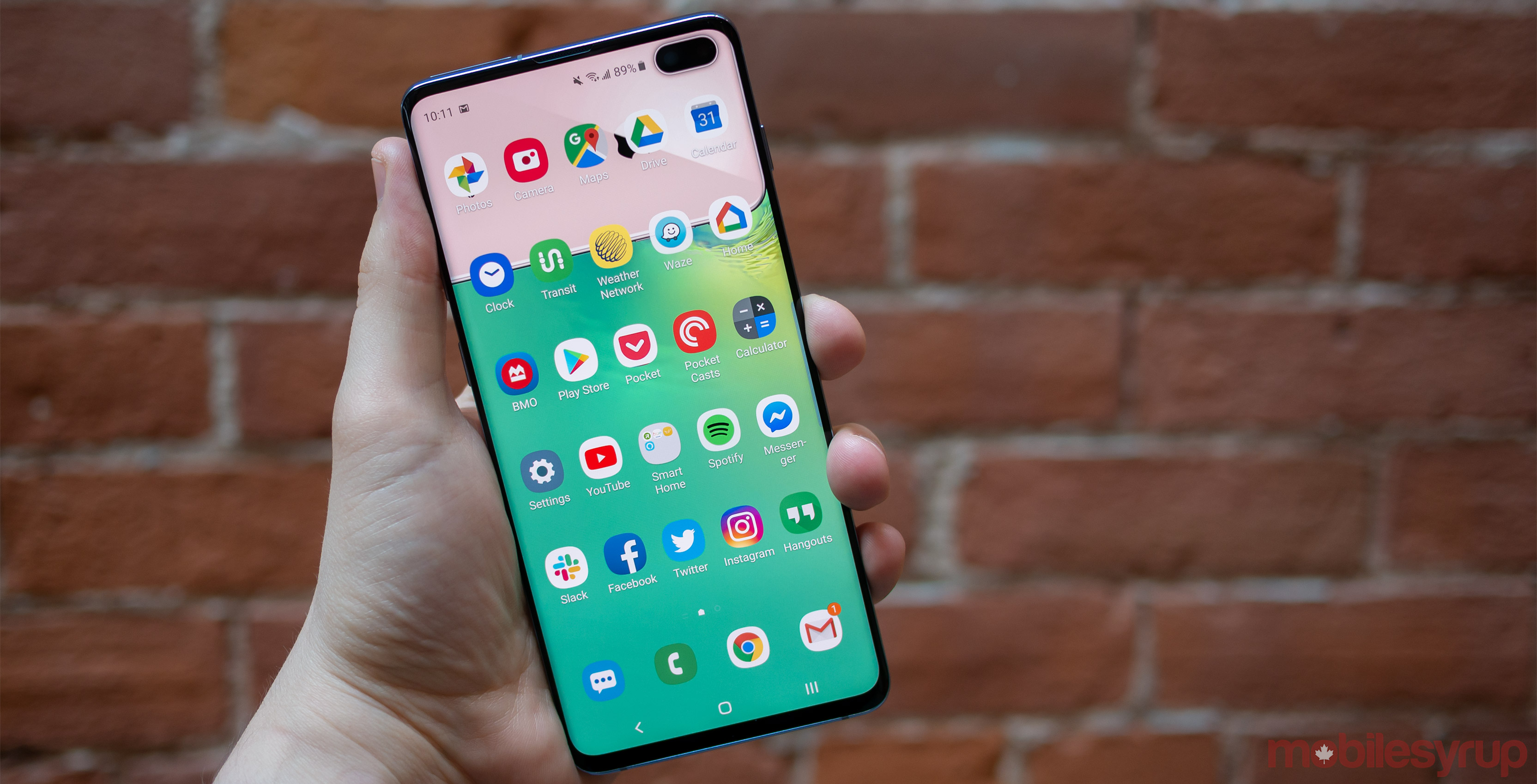 There's now a handy subreddit dedicated to Galaxy S10 wallpapers