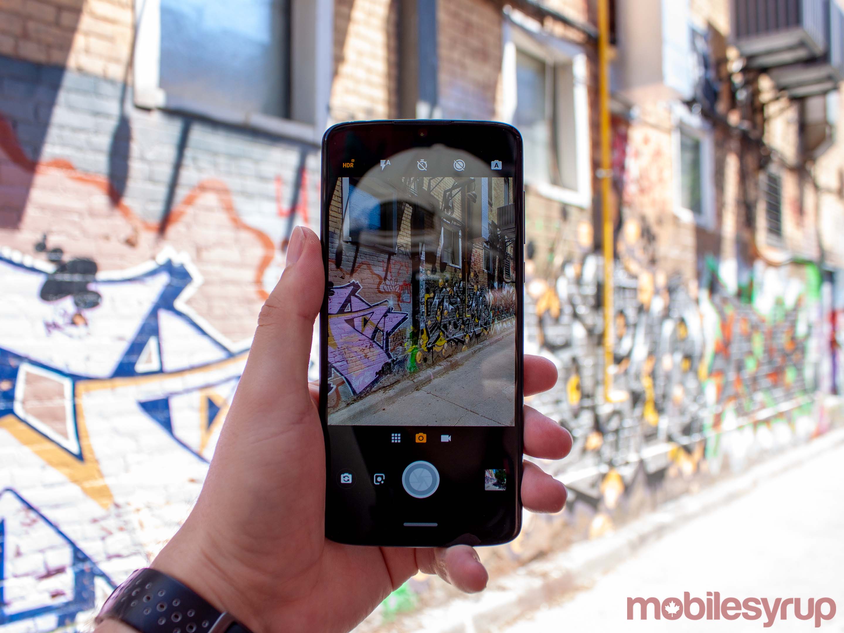 Moto Z4 camera app