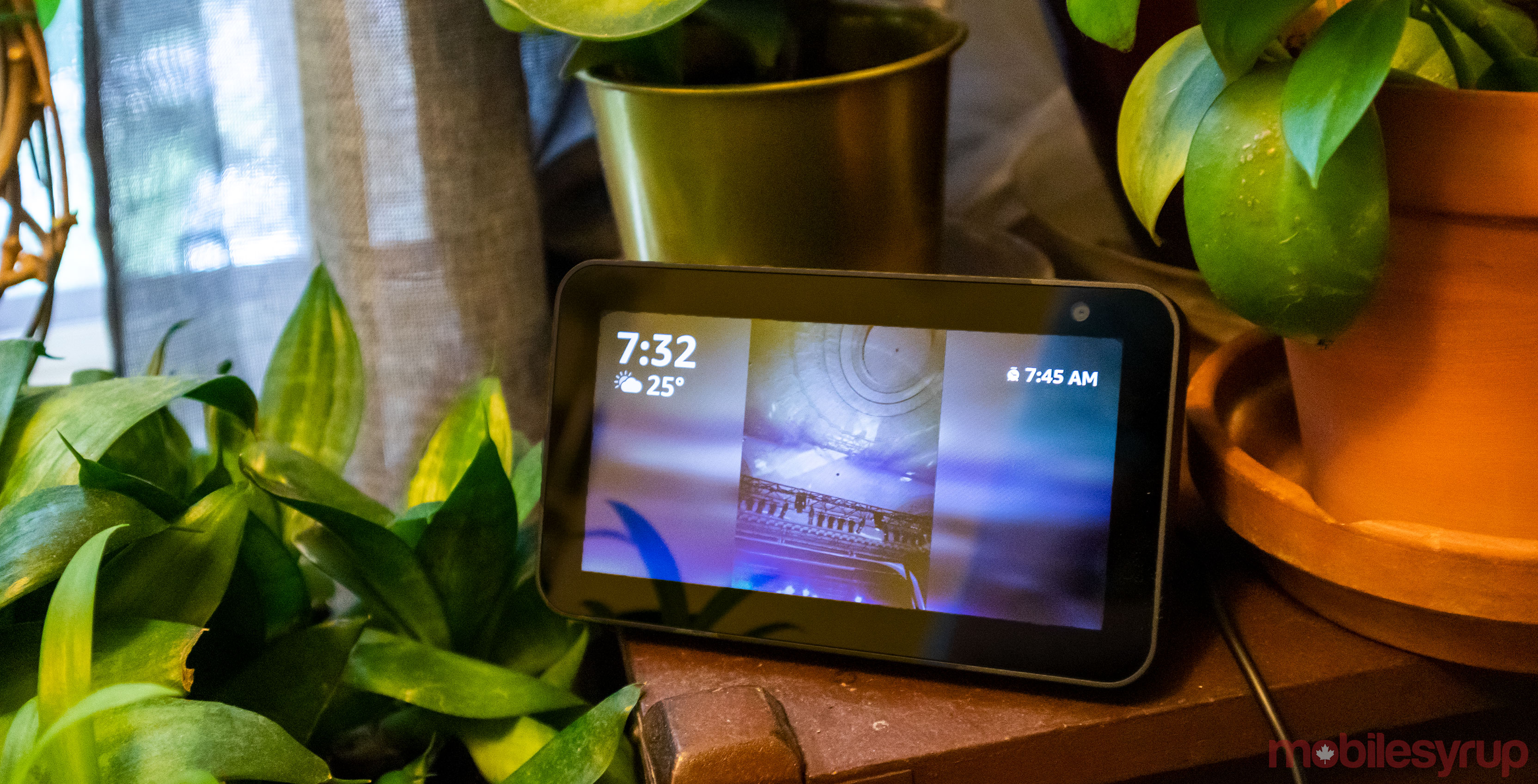 Compact smart display with Alexa Black Introducing Echo Show 5