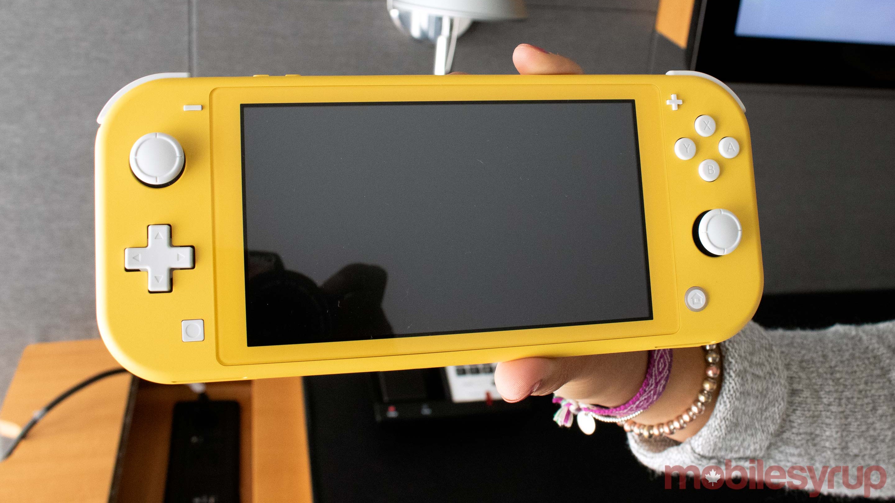 Nintendo Switch Lite Hands-on: An excellent handheld console that feels  great