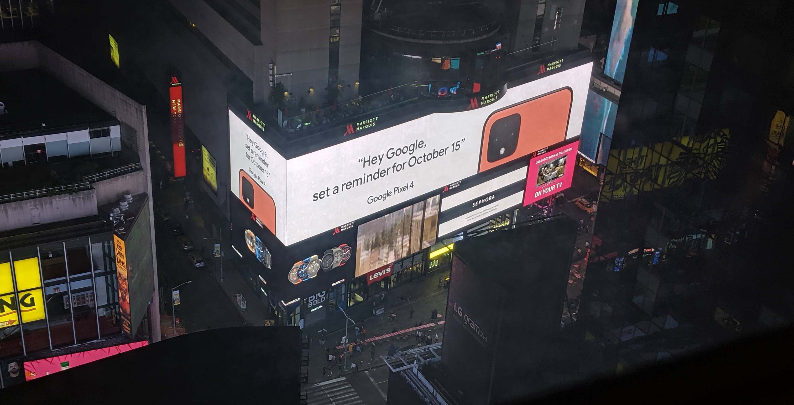 Google Pixel 4 Times Square