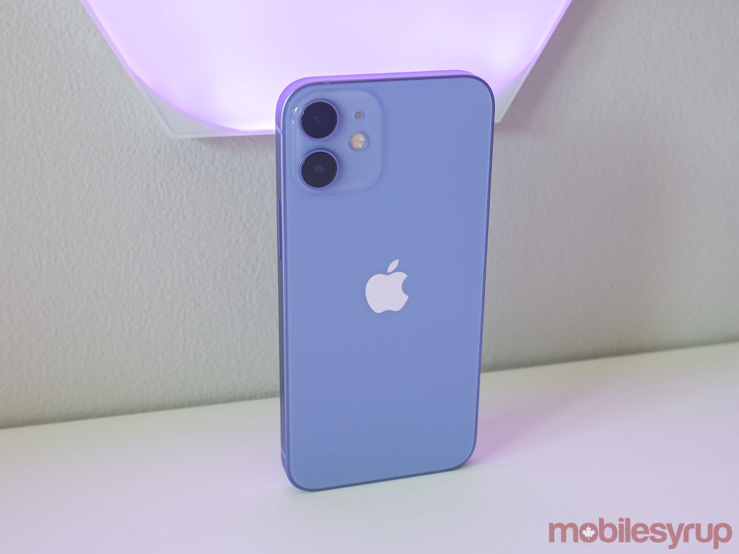 The iPhone 12 mini is an impossibly cute high-end iPhone - MobileSyrup