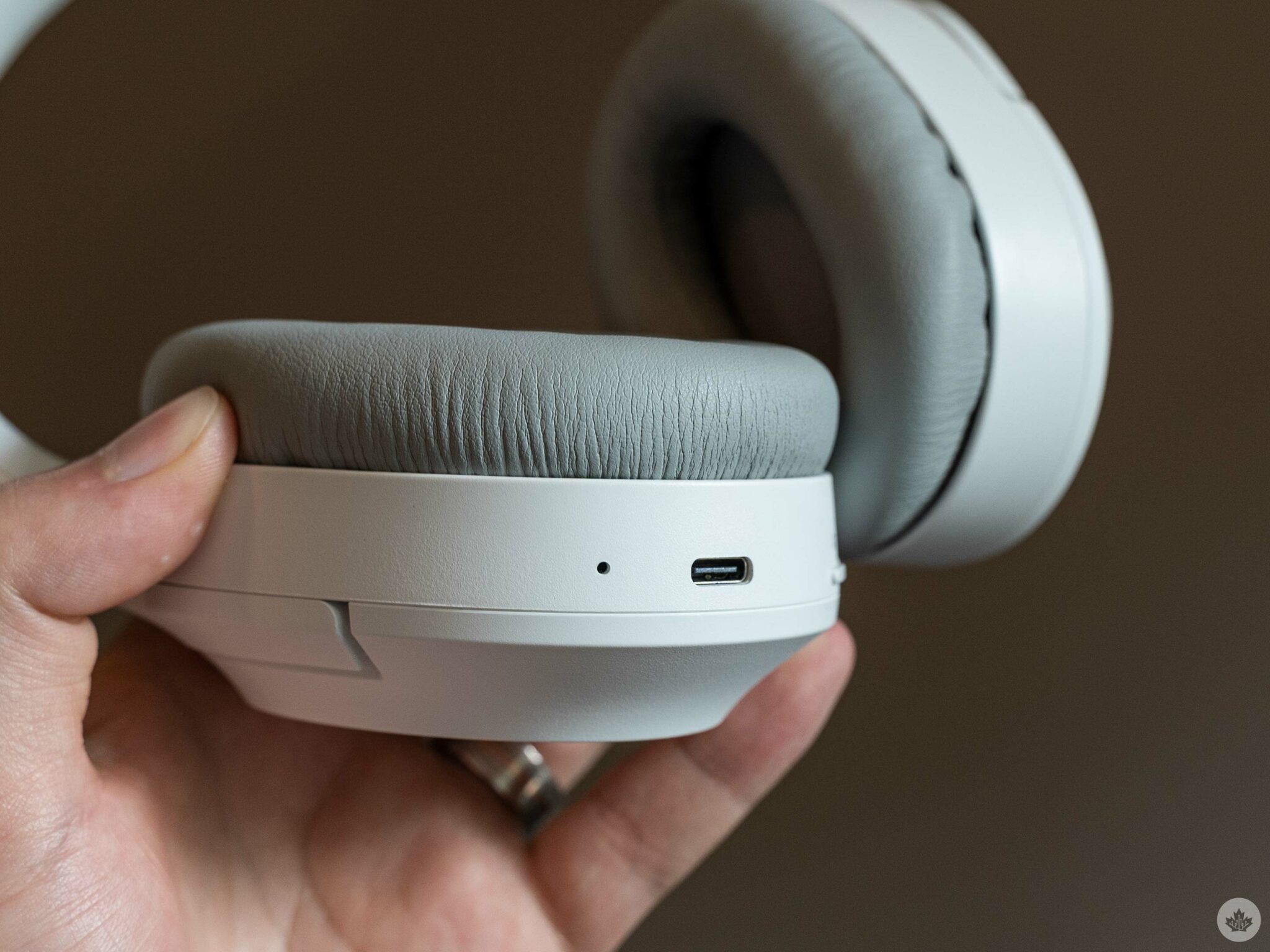 Razer Opus X Review: Decent wireless headphones for a fair price