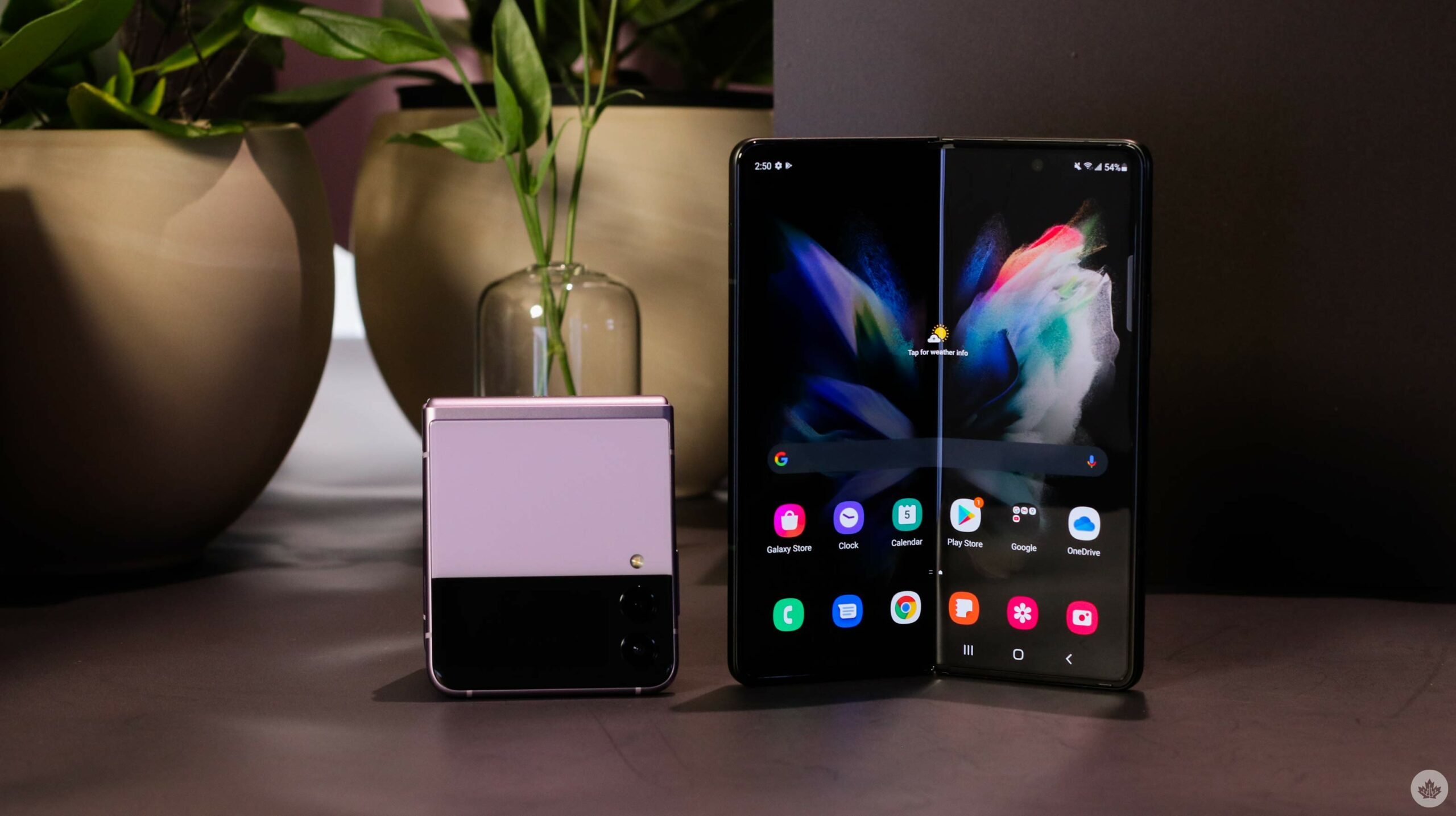 Samsung says it shipped four times more foldables in 2021