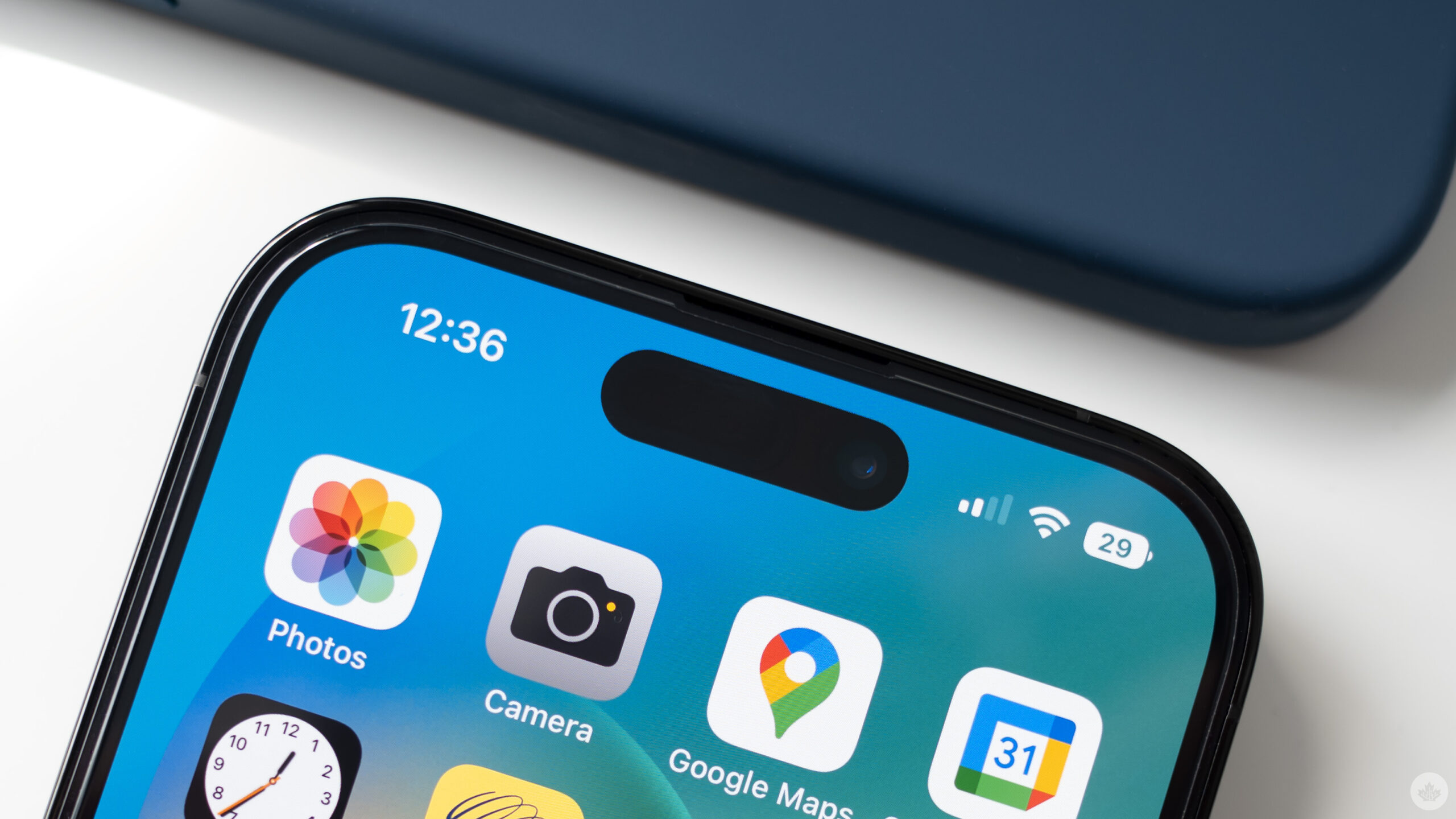 What is the Dynamic Island on the iPhone 14 Pro and what can it do