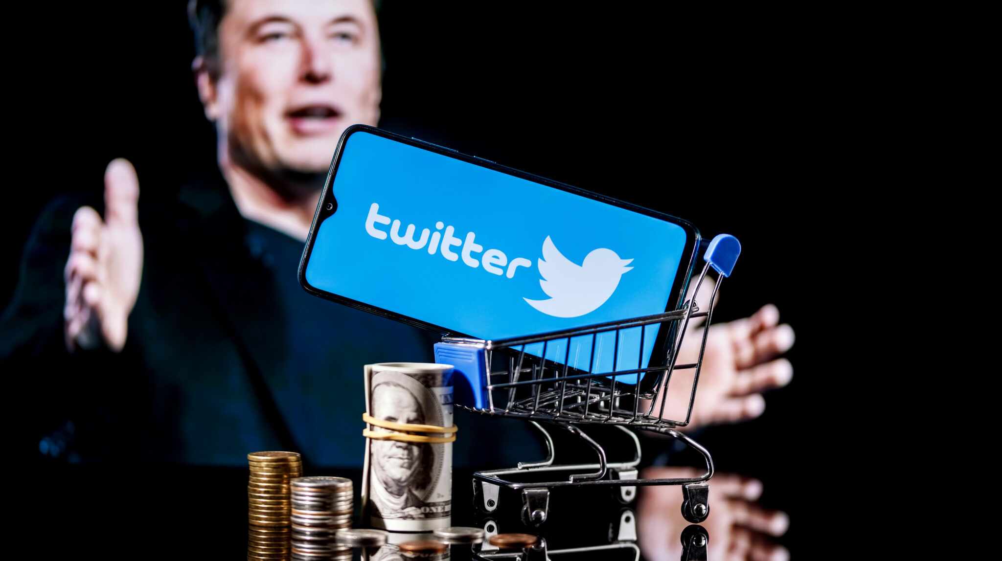 Twitter’s latest money-making idea: paid DMs