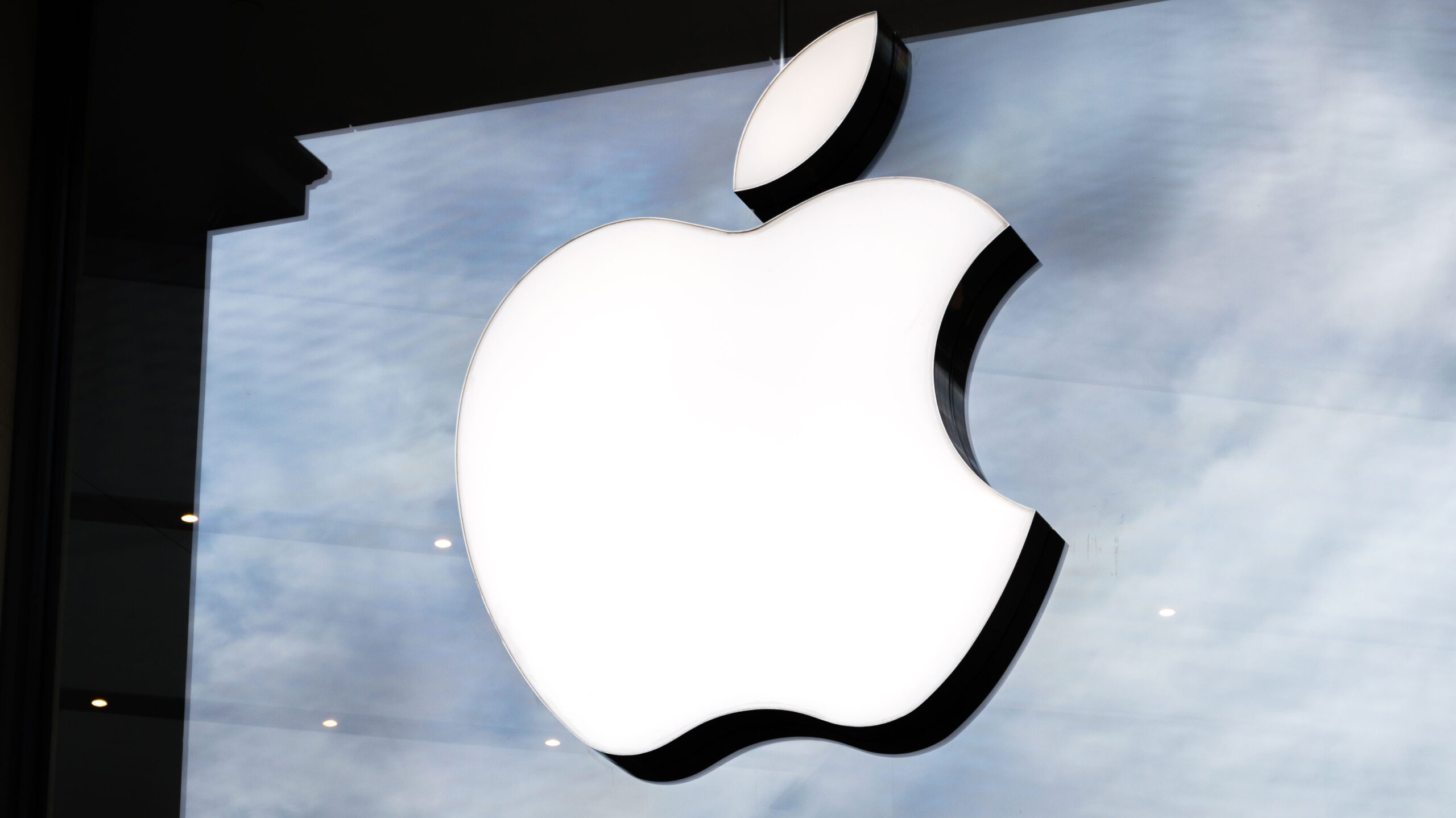 Apple’s data privacy fears lead to ChatGPT ban for employees