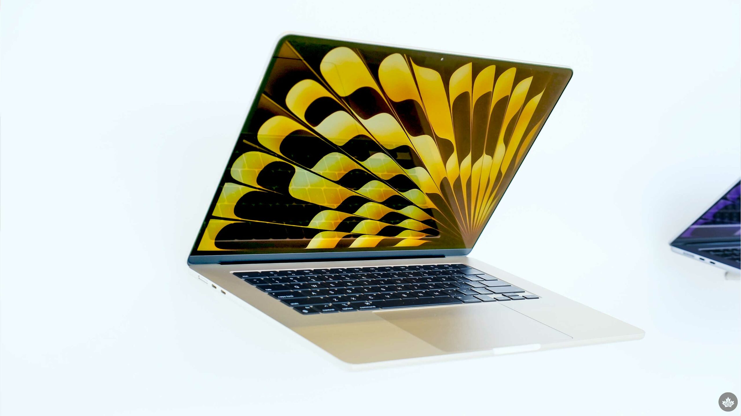 Apple now sells refurbished 2023 M2 MacBook Air online