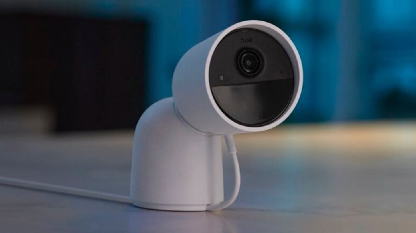 Philips Hue's new security camera uses your smart lights to scare