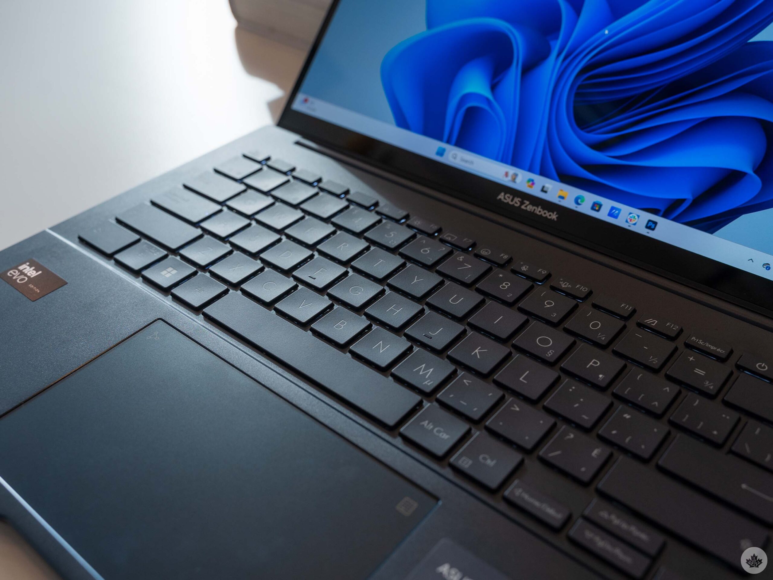 Asus Zenbook 14 OLED is a great thin-and-light, despite Intel’s new chip