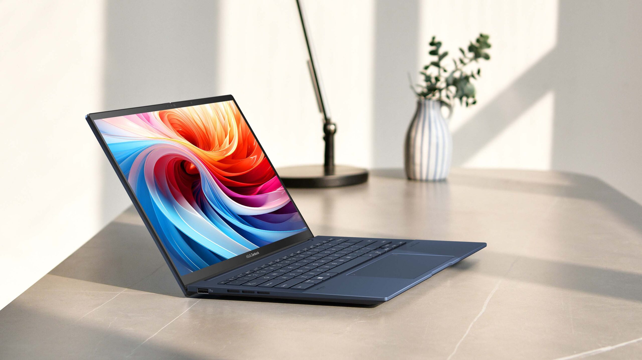 ASUS ZenBook 14 OLED (2022): A Solid Thin & Light Windows Laptop? 